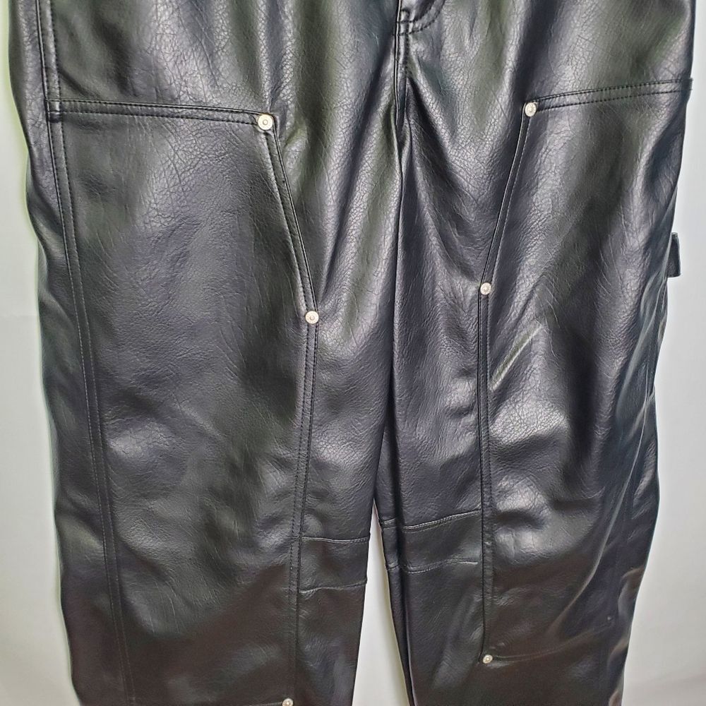 Avec Les Filles Black Wide-Leg Faux Leather Pants - Picture 5 of 8